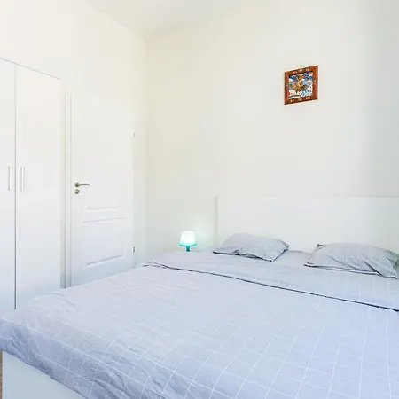 Apartment Rynok Square Location *