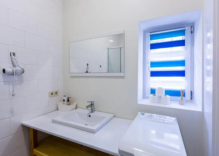 Rynok Square Location *